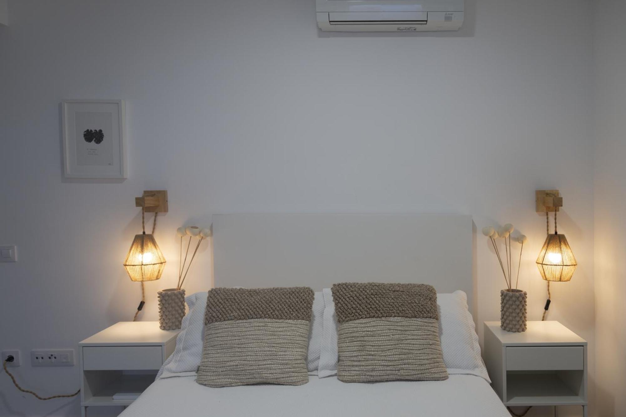 Apartamentos La Tahona Cádiz Exterior photo