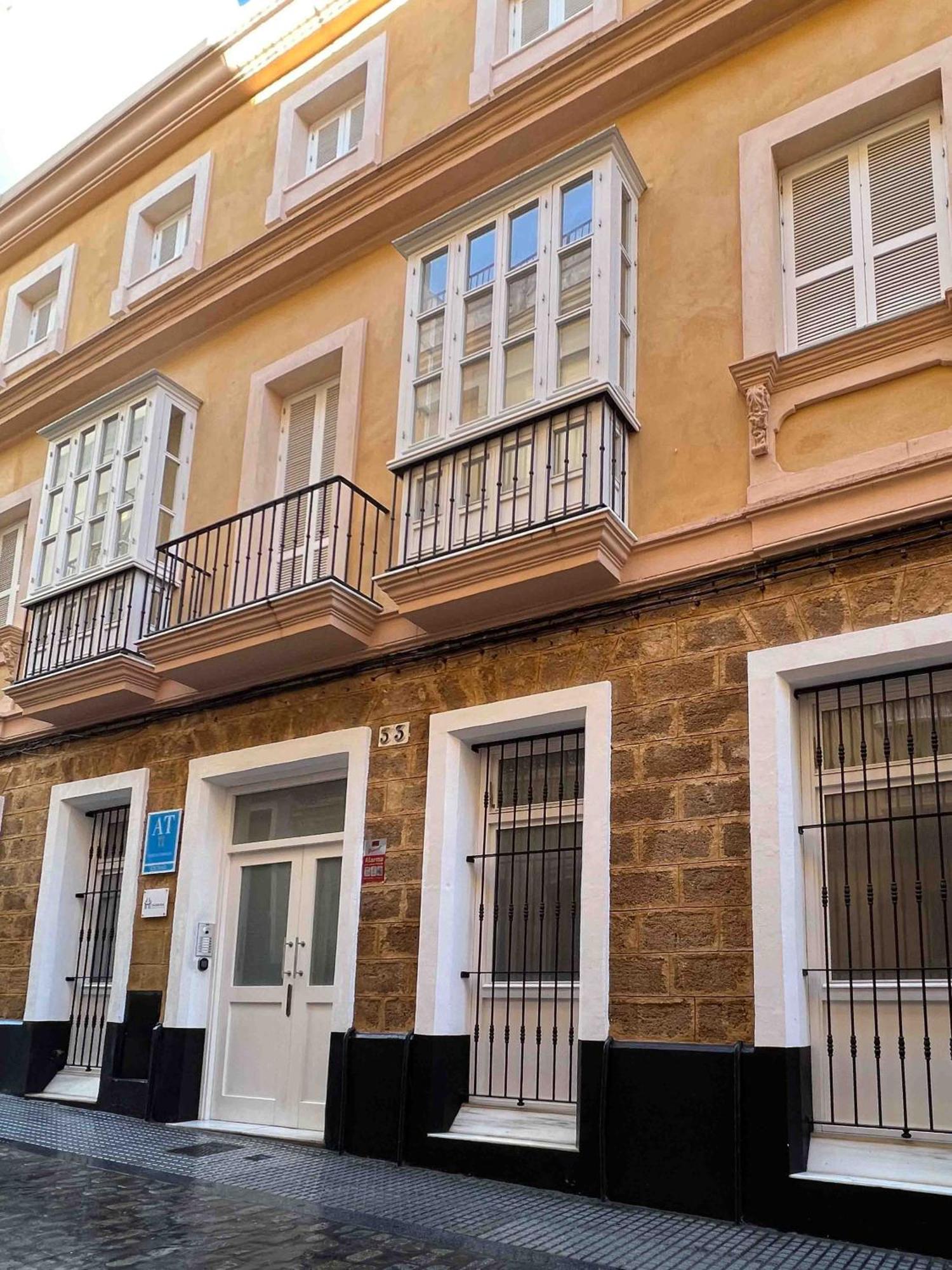Apartamentos La Tahona Cádiz Exterior photo